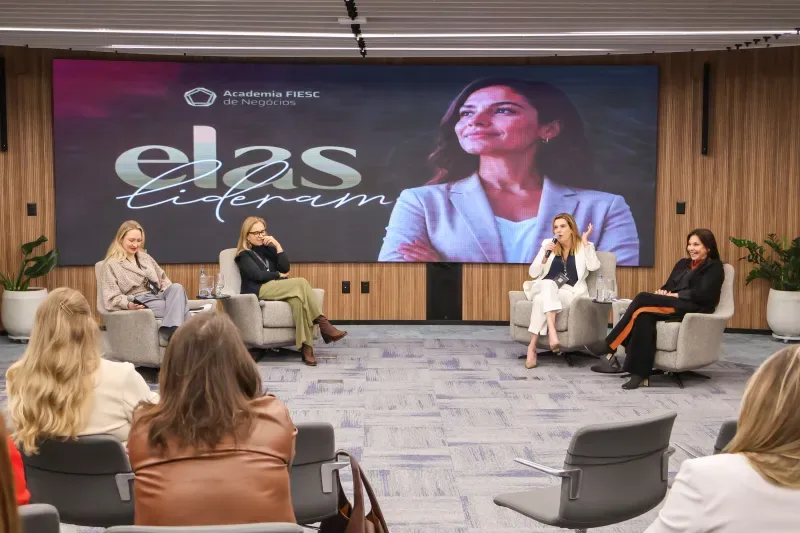 Qualificação é chave para mulheres avançarem em cargos de liderança