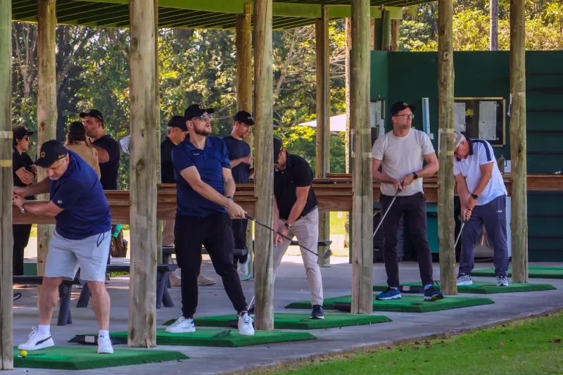 Líderes de 15 empresas catarinenses participam do Open Golf Experience, realizado no Joinville Country Club