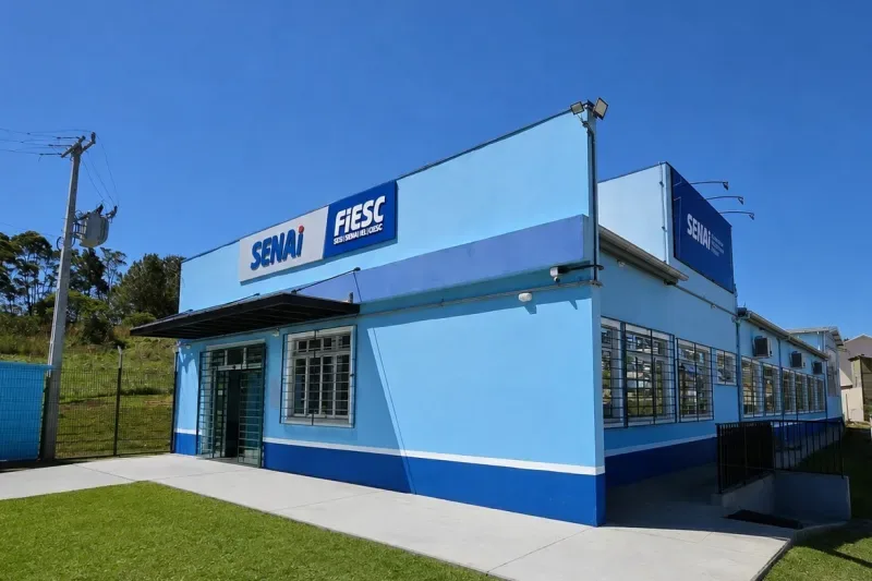 FIESC inaugura nesta sexta (4) SENAI de Correia Pinto, na Serra 