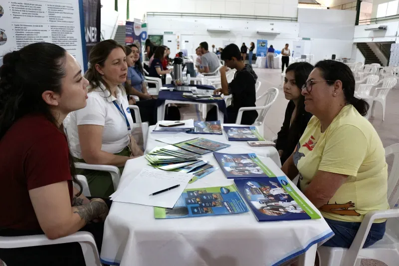 4º Feirão do Emprego ofereceu mais de 200 vagas