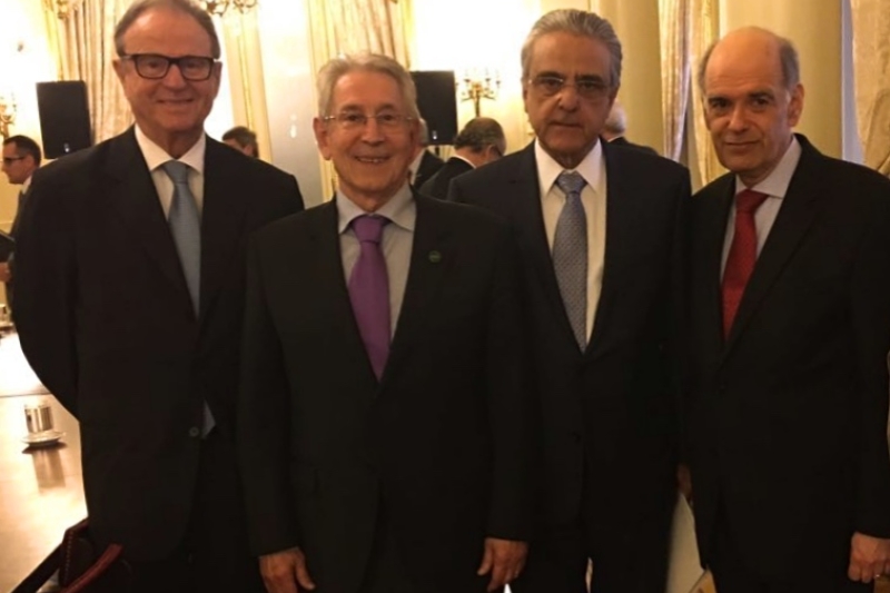 Agenda incluiu reunião com o embaixador do Brasil no país vizinho, Everton Vieira Vargas (primeiro à direita, junto com Braga, Côrte e Tigre)
