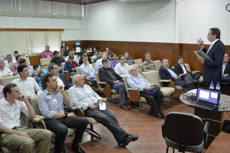 Aguiar destacou aos empresários do Planalto Norte ações da Câmara da FIESC. Foto: Impulso Comunicação