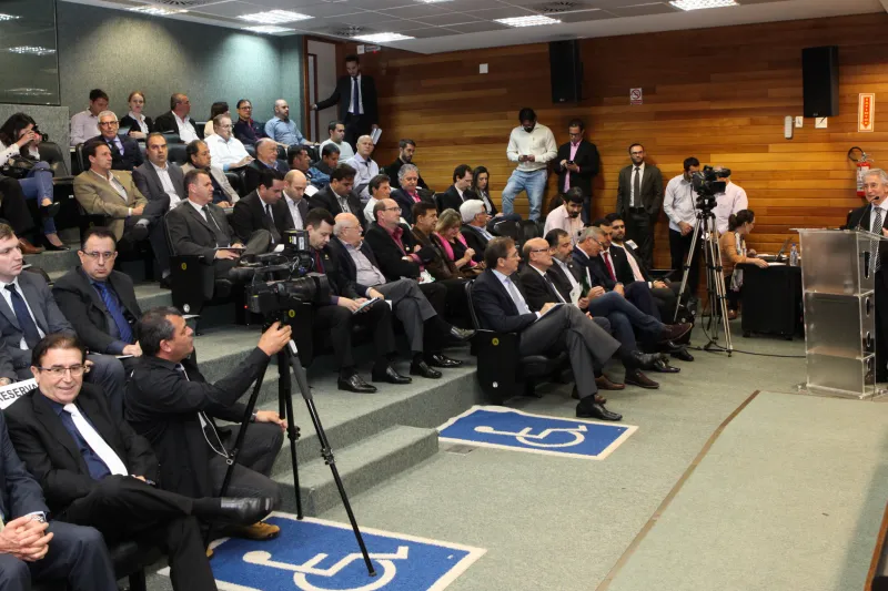 Côrte: só forte mobilização estadual pode rever precariedade na logística, que reduz competitividade estadual (Filipe Scotti)