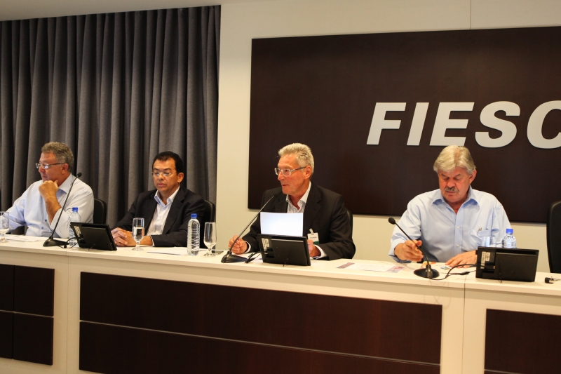 Encontro reuniu representantes da FIESC, Aresc, Cegás e SCGás (foto: Filipe Scotti)