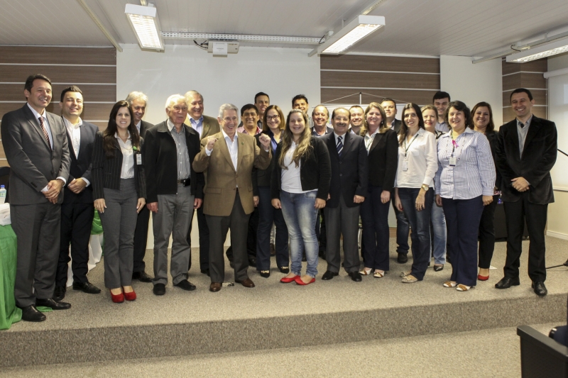 Grupo instituído na vice-presidência da FIESC na Foz do Rio Itajaí. Foto: Heraldo Carnieri