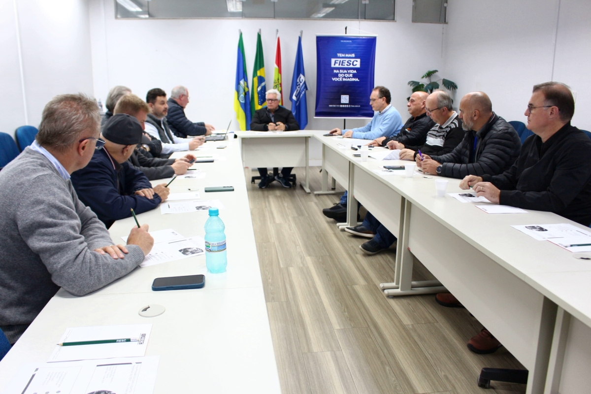 Reunião de diretoria em Rio do Sul. 